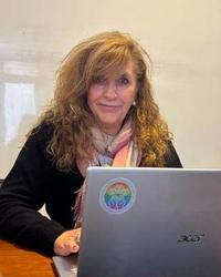 Lic. Claudia González